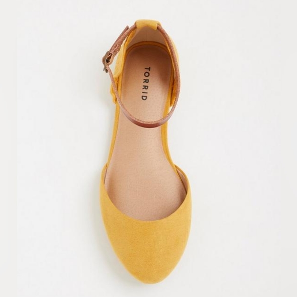 torrid Shoes - Torrid Scalloped Flat Ankle Strap Mustard Yellow Almond Toe - Women's Size 9W